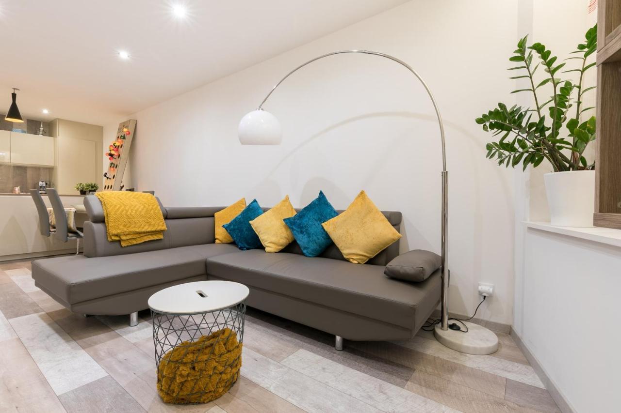 Unsejourametz-Fr Meubles Ossons Du T2 Au T4 Avec Parking, Apartamento Exterior foto